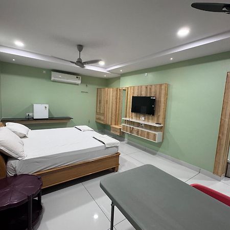 Yanam Resorts Exteriör bild