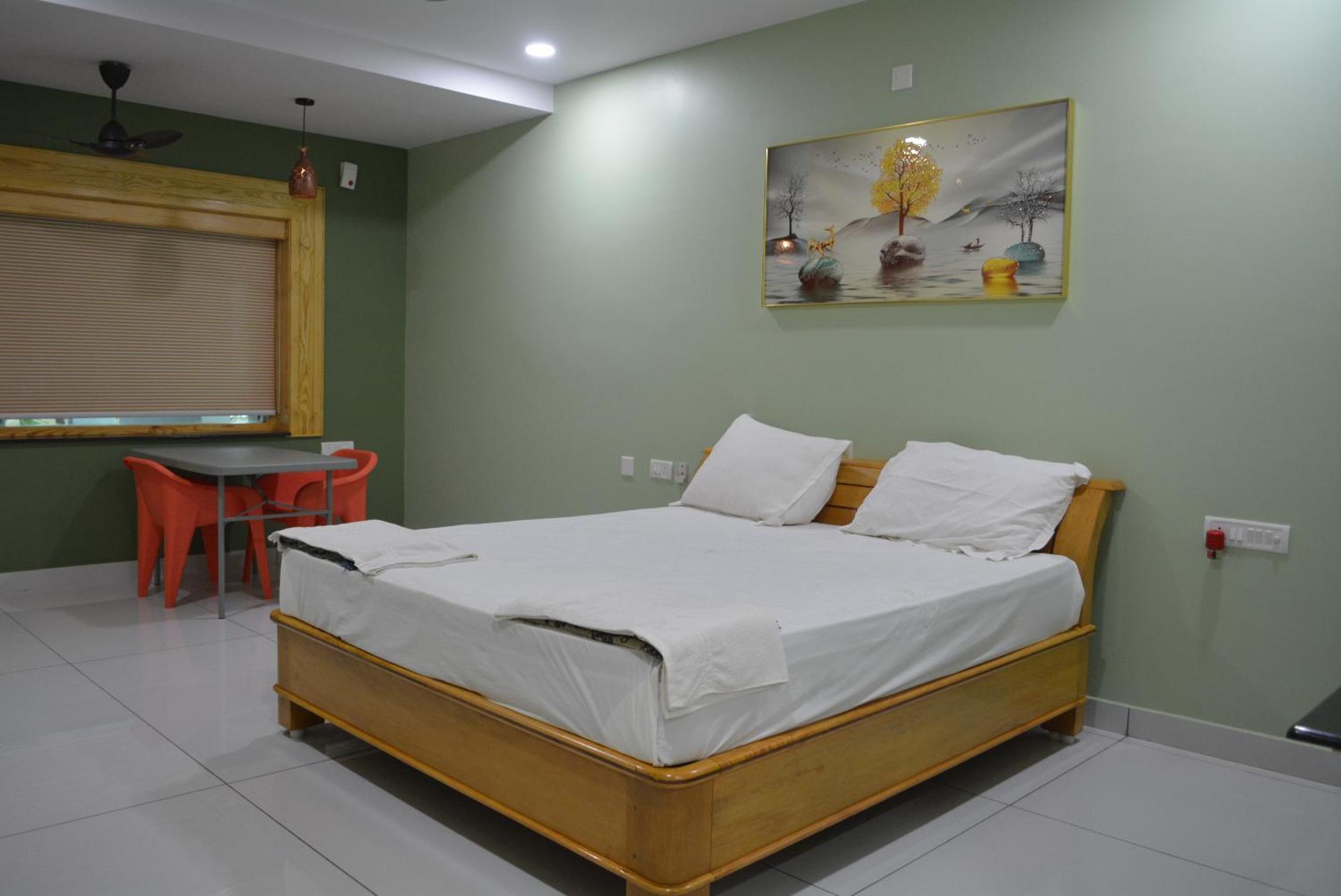 Yanam Resorts Exteriör bild