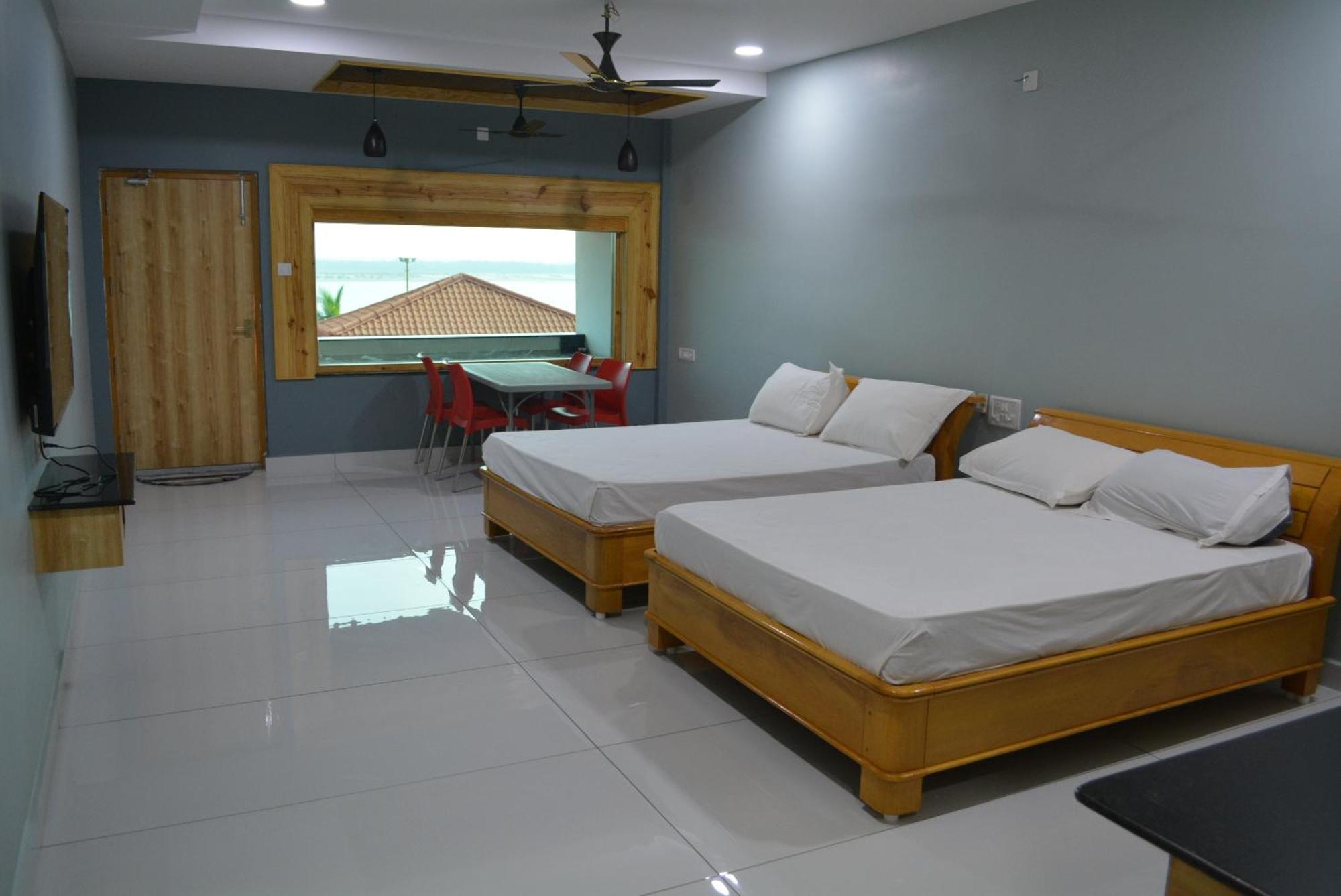 Yanam Resorts Exteriör bild